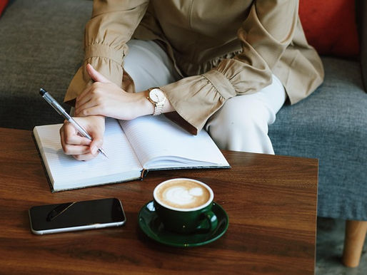rendez-vous avec une conseillère de l'agence Fleur Bleue