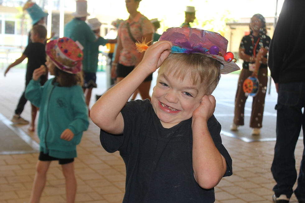 Sam - Easter hat (1)