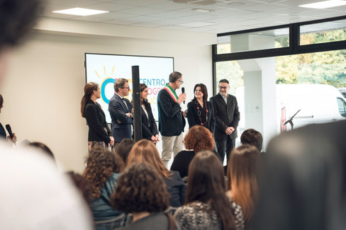 Taglio del nastro inaugurazione Spazio GiraSole 2025.