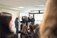 Team, istituzioni e partner territoriali all’inaugurazione di Centro Progetti Educativi