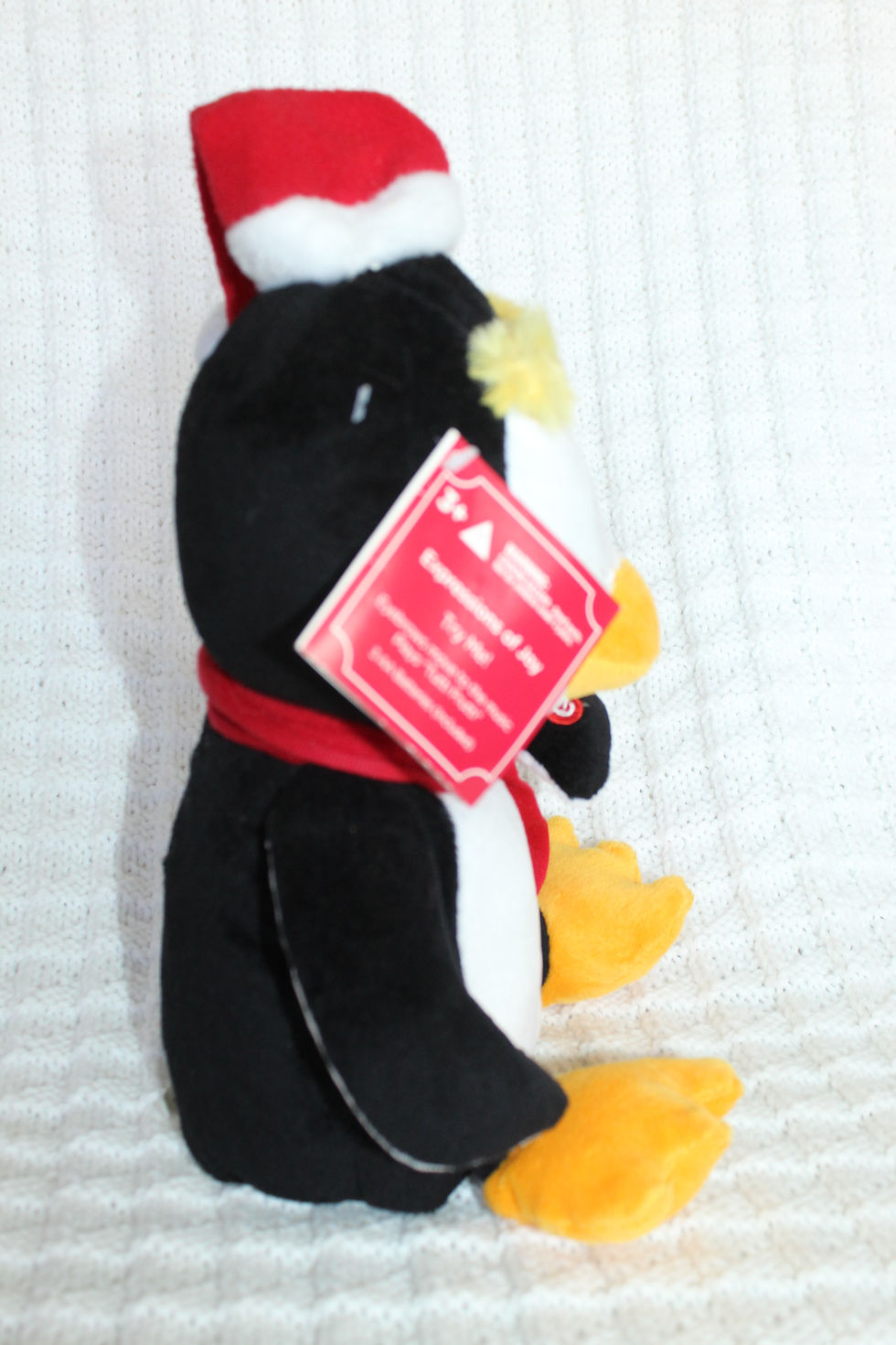 Thumbnail: Gemmy singing and dancing animated Pinguin