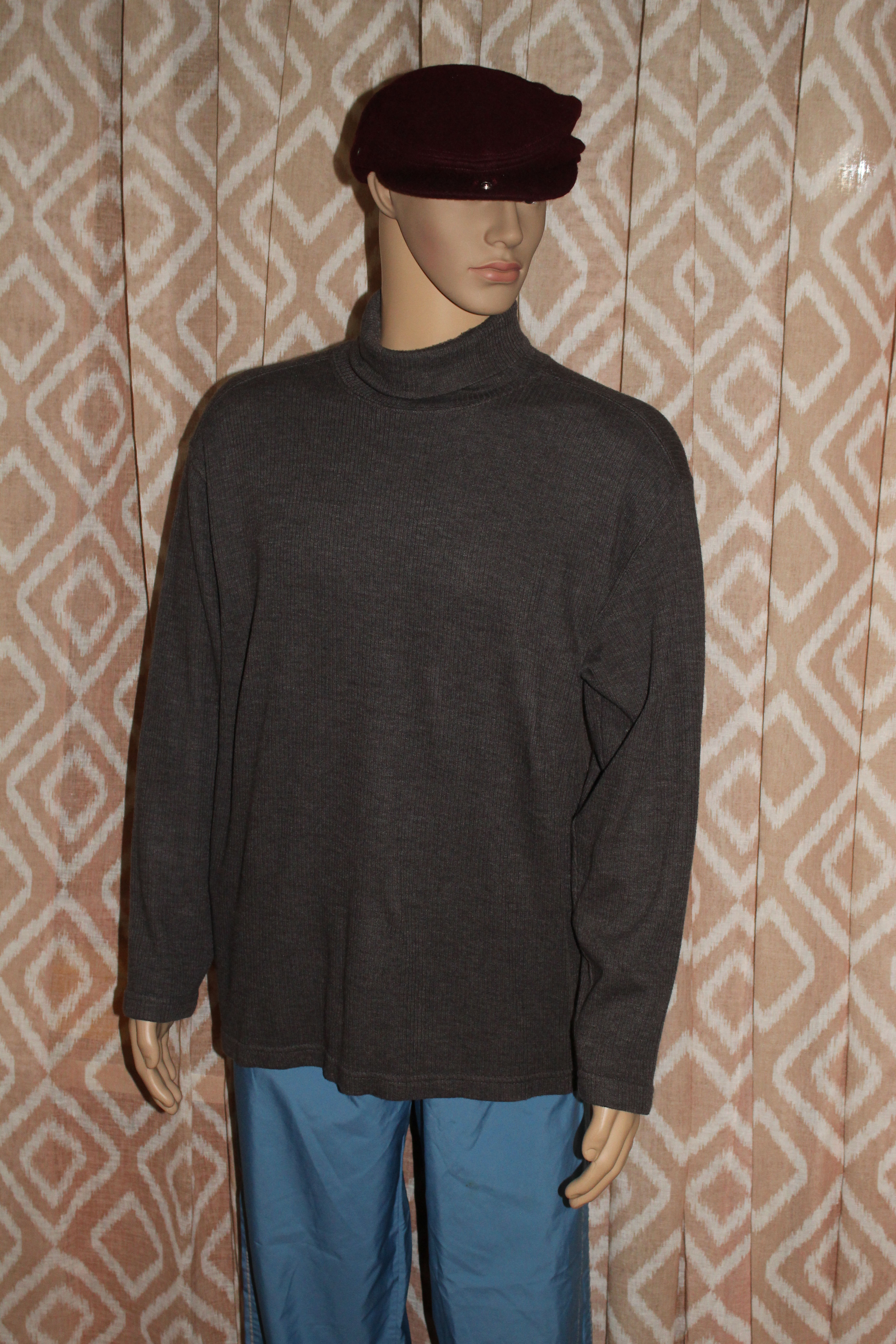 John Ashford ADVENTURE  Gray 52% cotton 48% ACRYLIC Large  Made in INDIA