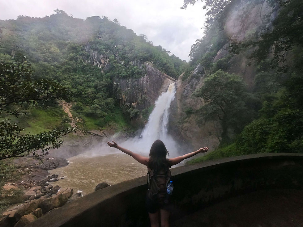 Dunhinda Waterfall
