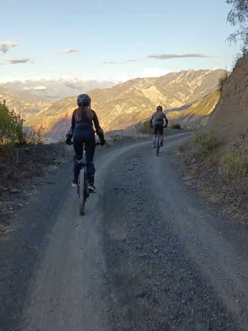 Alternative mountain biking trails to death road in Bolivia