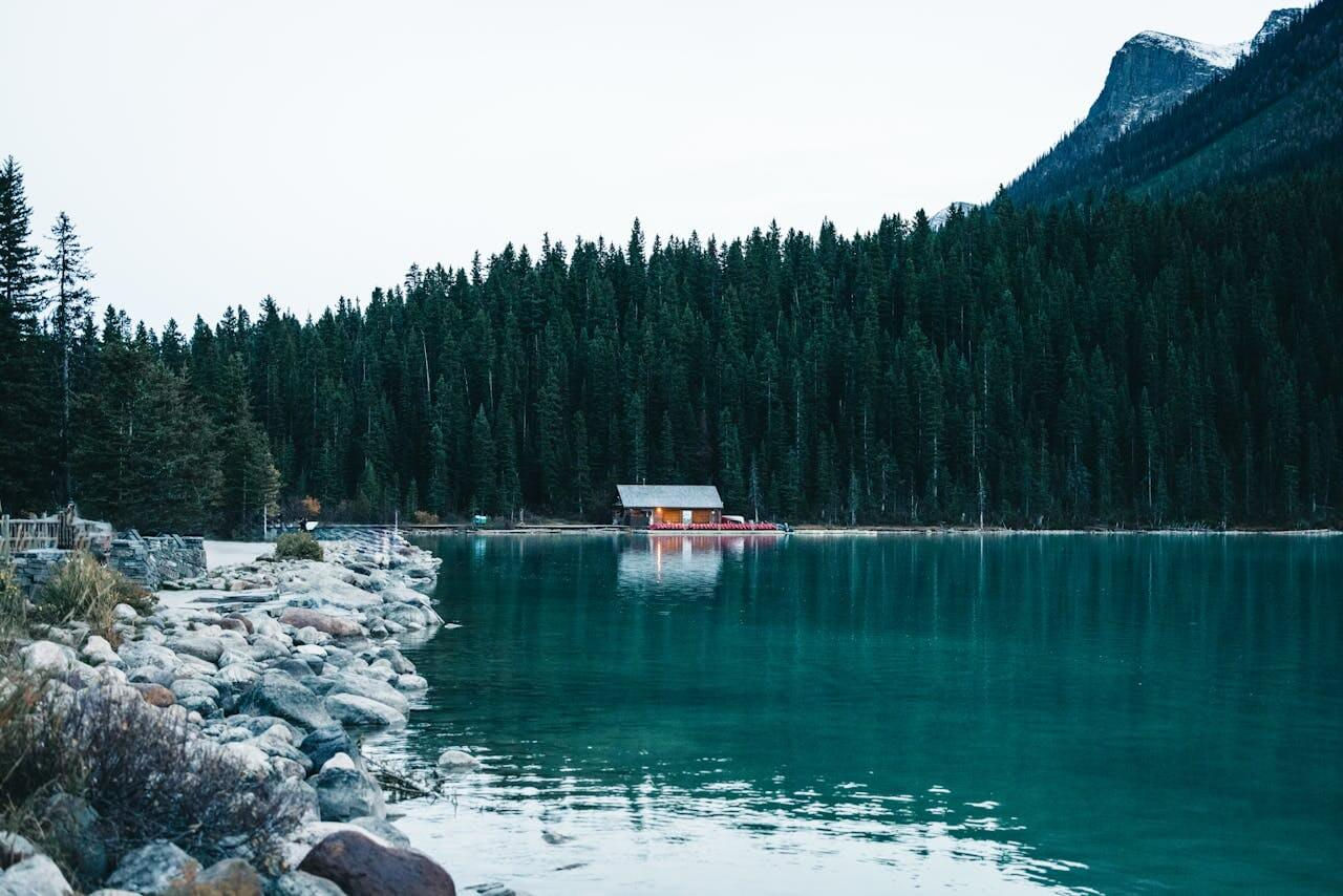 Beautiful Norway Cabin On A Lake