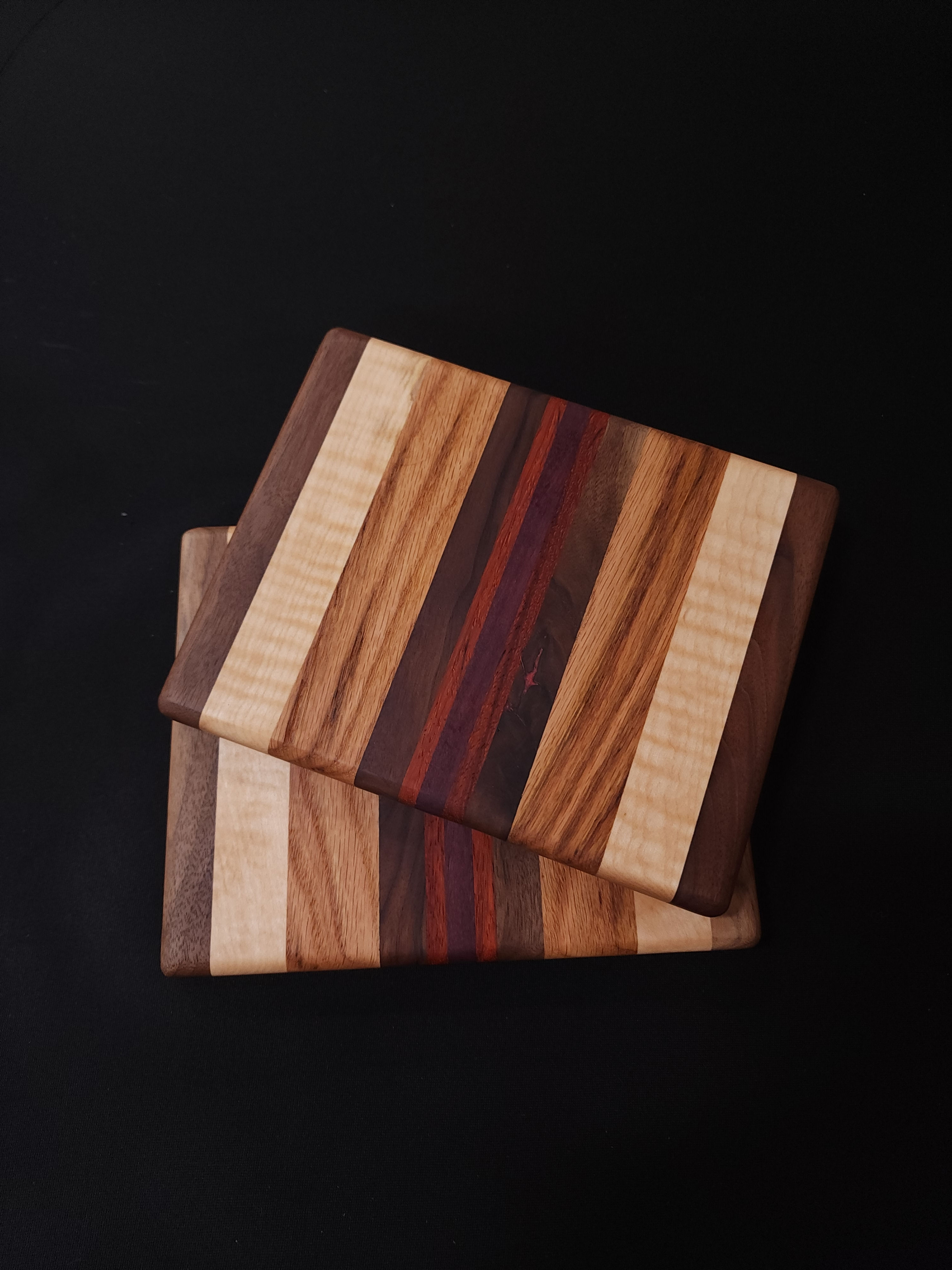 Sm hardwood prepping board w/ Purple Heart, and Padauk strips