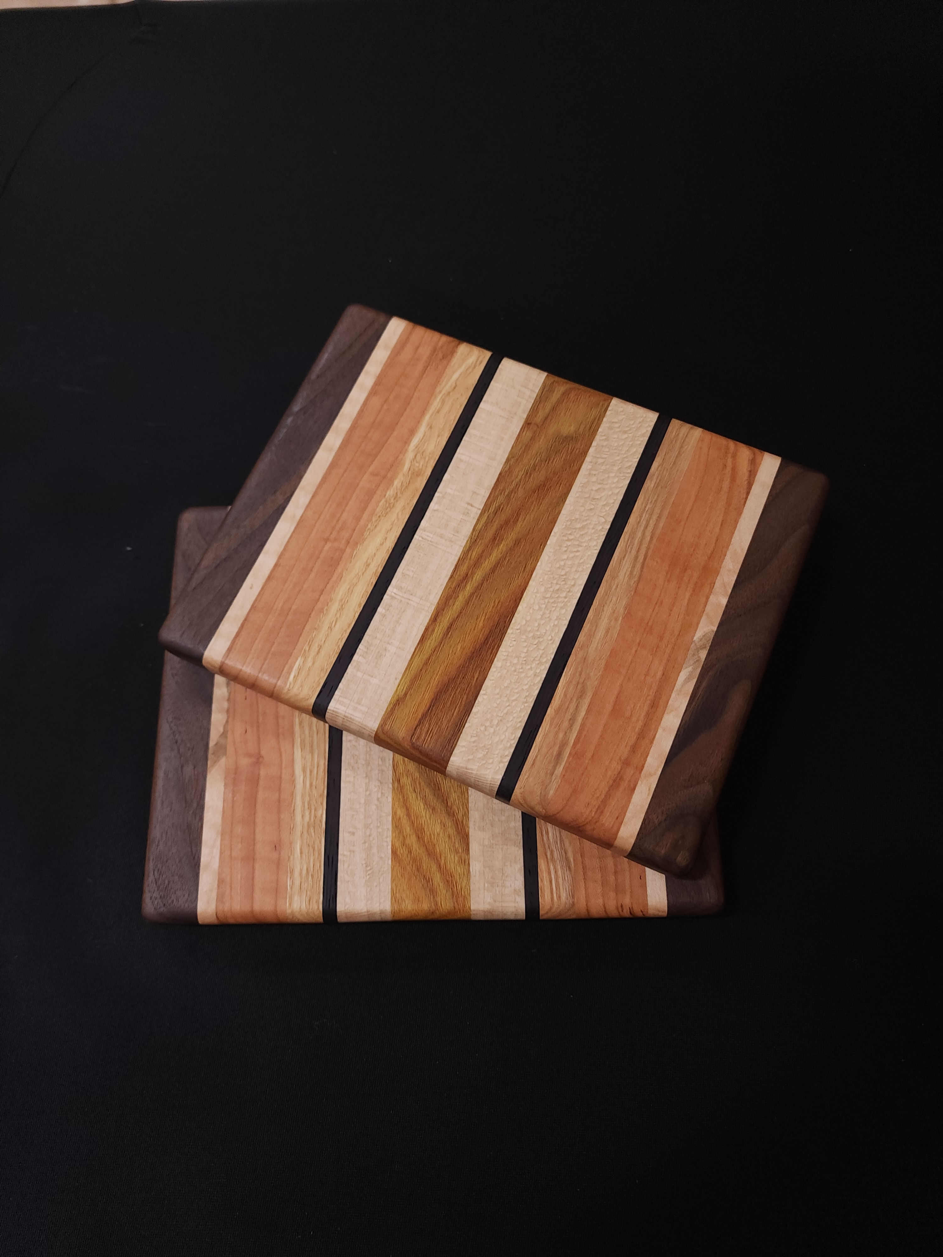 Sm hardwood prepping board w/ Qtr Sawn Sycamore, Canerywood strips