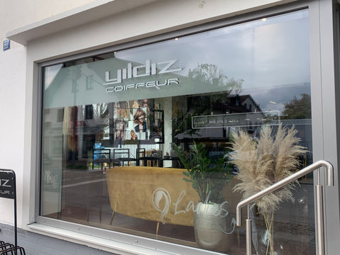 moritz-werbetechnik-druck-druckerei-digitaldruck-design-freising-muenchen-neufahrn-visitenkarten-flyer-schilder-reklame-folie-aufkleber-textil-autobeschriftung-beschriftung