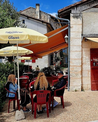 Café de la Halle Restaurant Bourdeilles