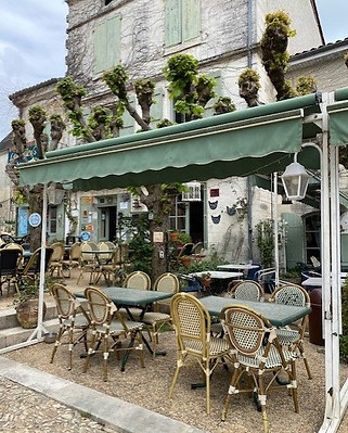 Les Tilleuls Restaurant Bourdeilles