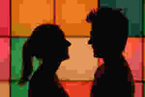 Caroline Abras e André Antunes em Alguma Coisa Assim (2006 / 2018)