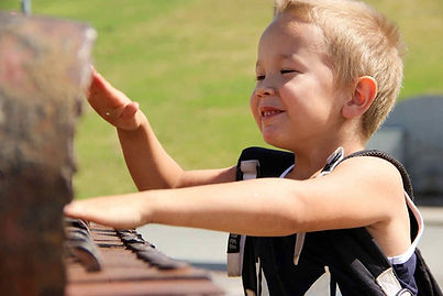 happy-boy-1535860_1280.jpg