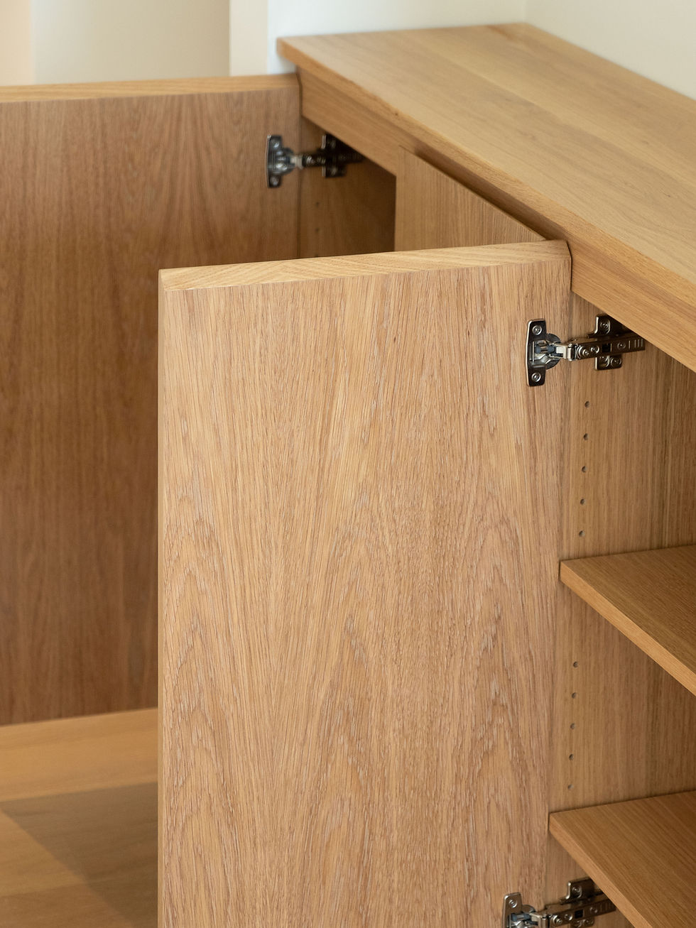 Thumbnail: Hamilton Hallway Console