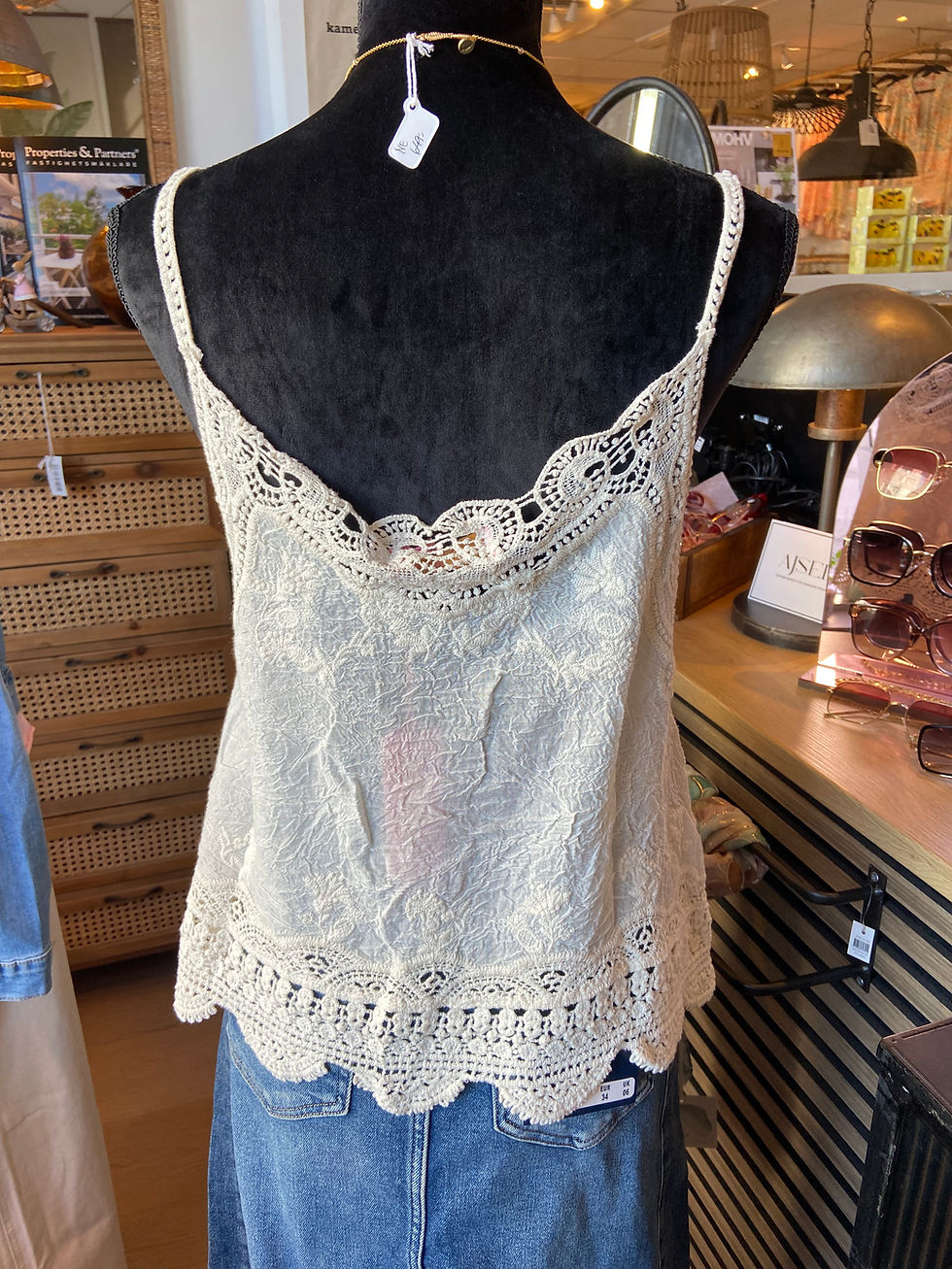 Miniatyrbild: Jörlevik spetslinne dam beige 