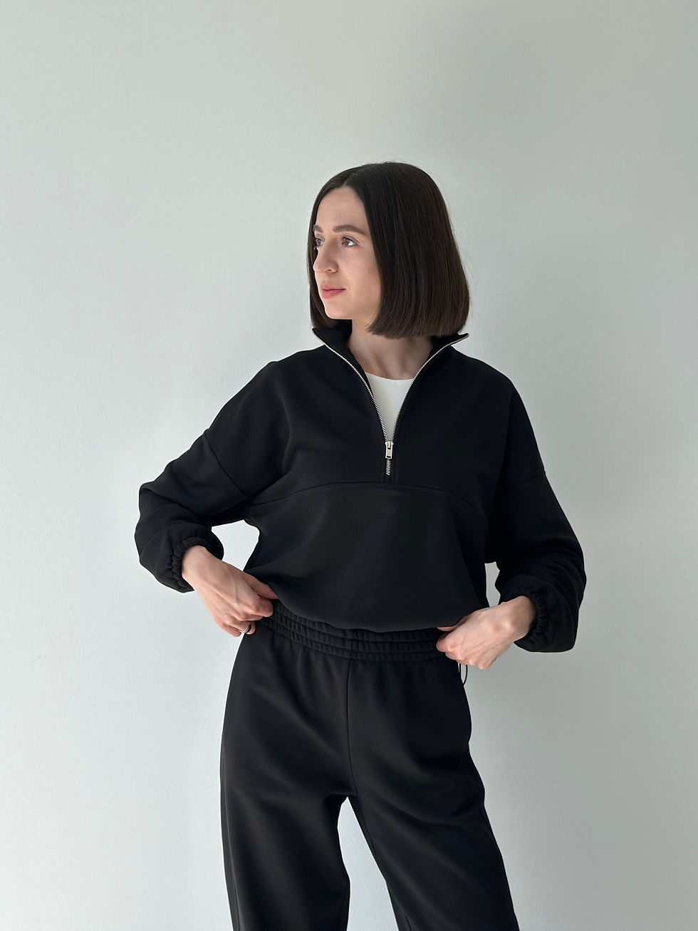 Прев'ю: Кофта на фіксаторах по низу