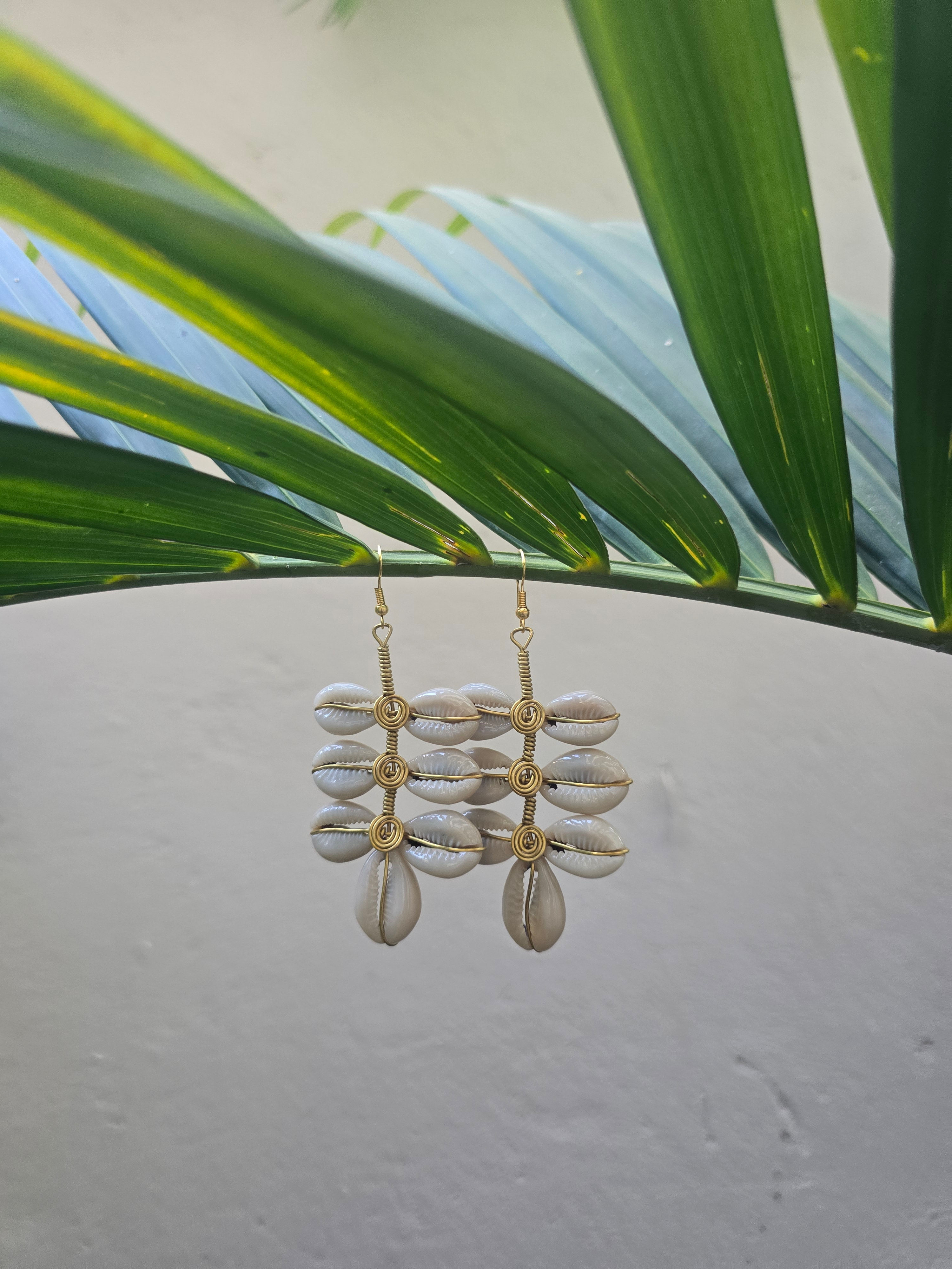 Cowrie Shells With Brass