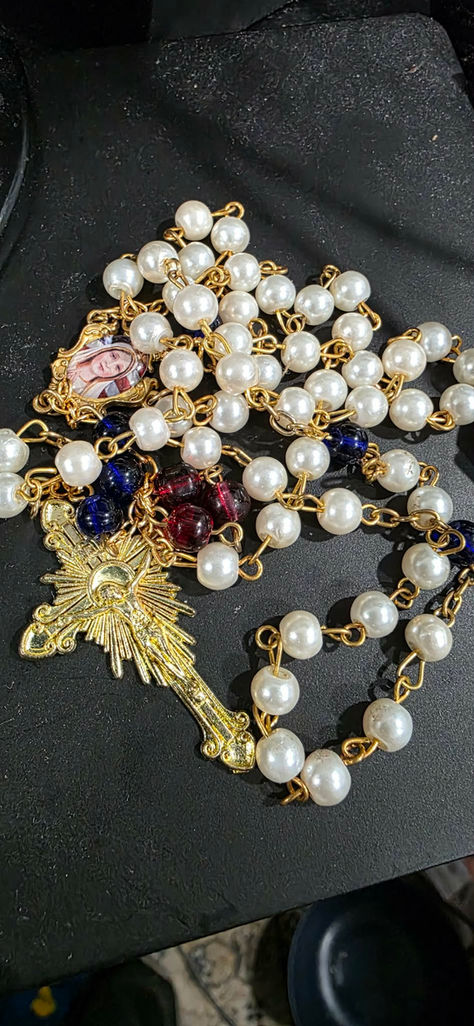 A Rosary a day- #2. Red, White and Blue