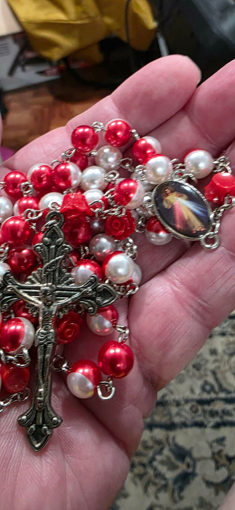 A Rosary a day- #54 from the shrine of Saint Therese in Rhode Island.