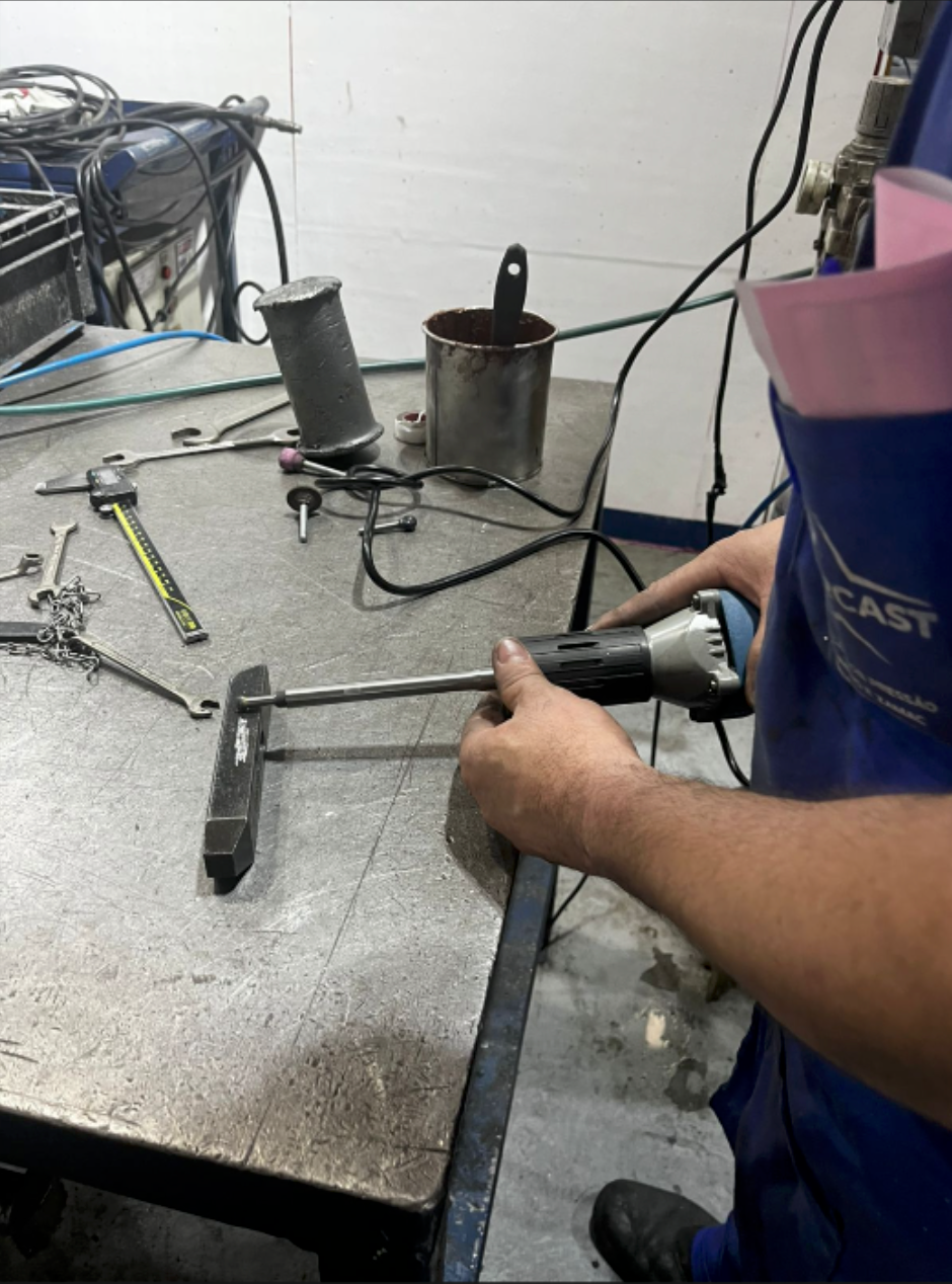 Rebarbador elétrico industrial