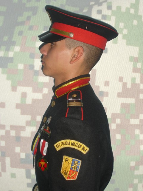 Uniforme de gala masculino