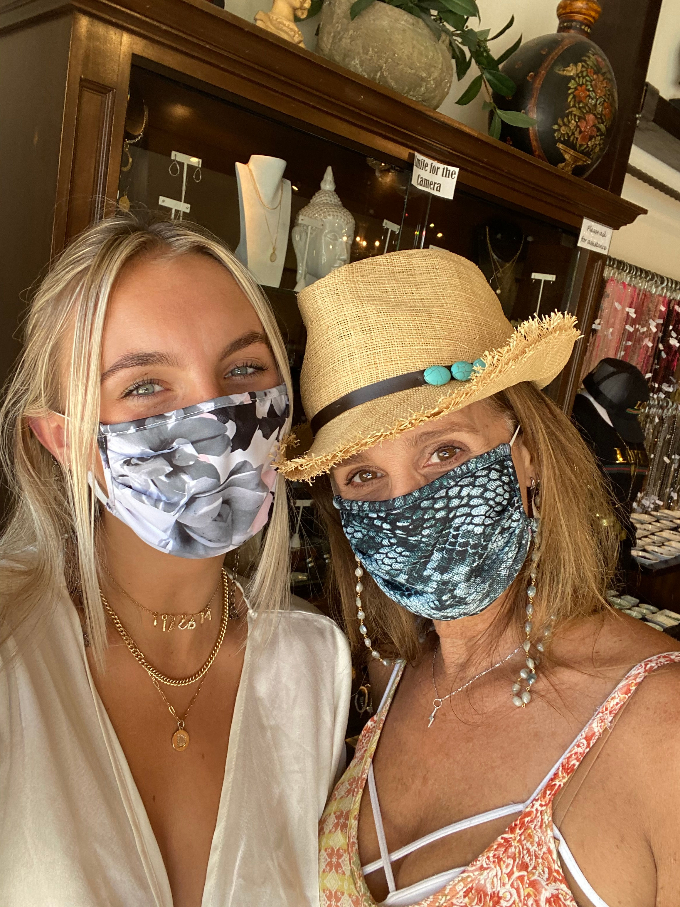 Convertible Mask Chain