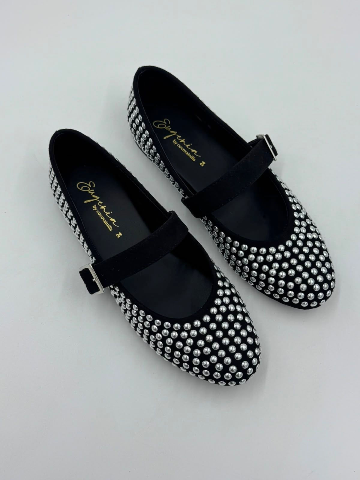 Flats con estoperoles color negro
