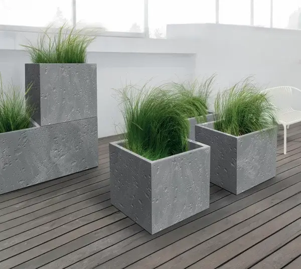 Miniature : jardiniere effet beton anthracite 63 litres