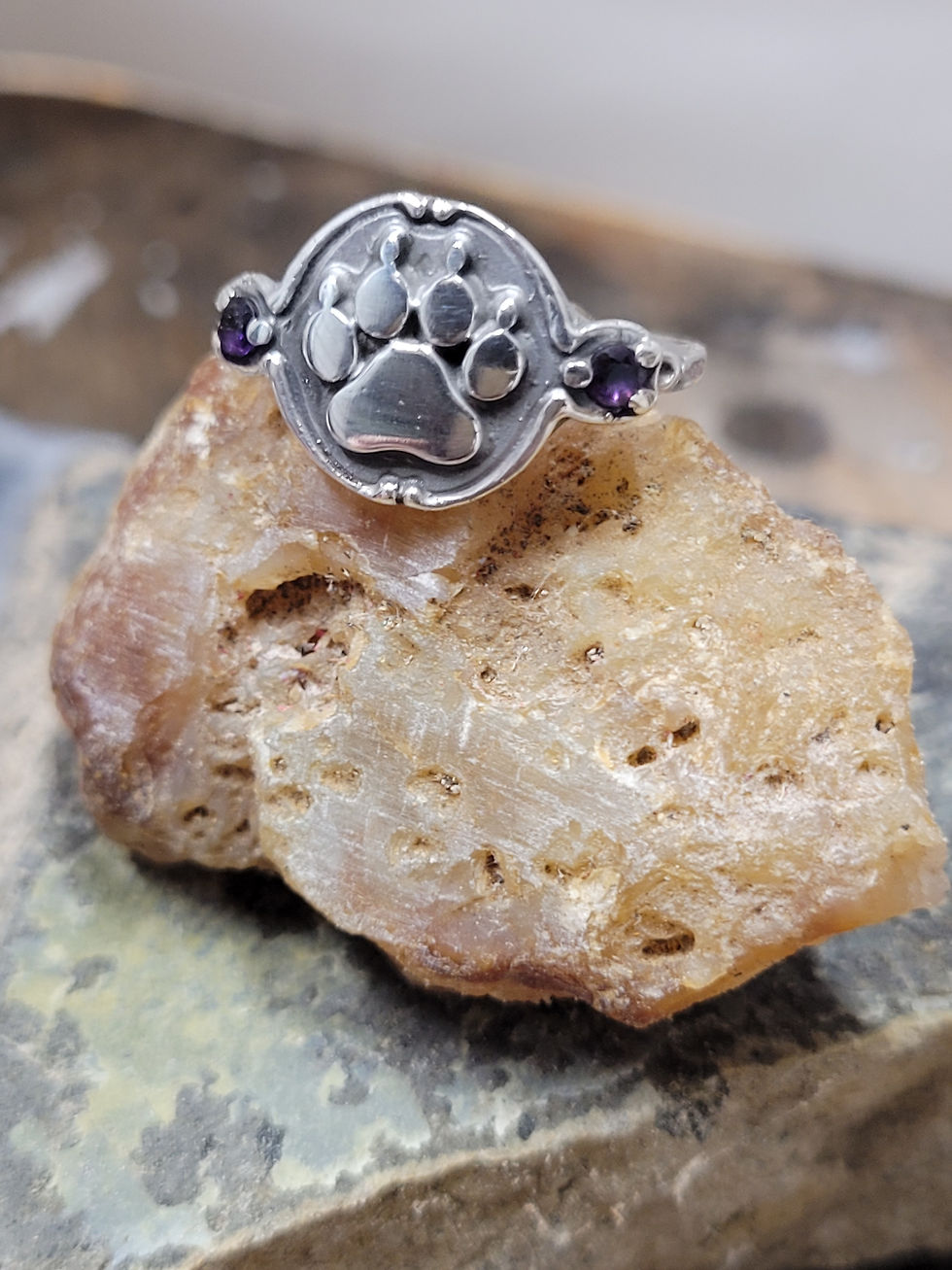 Thumbnail: Size 7.5 Paw Print Sterling Silver Ring