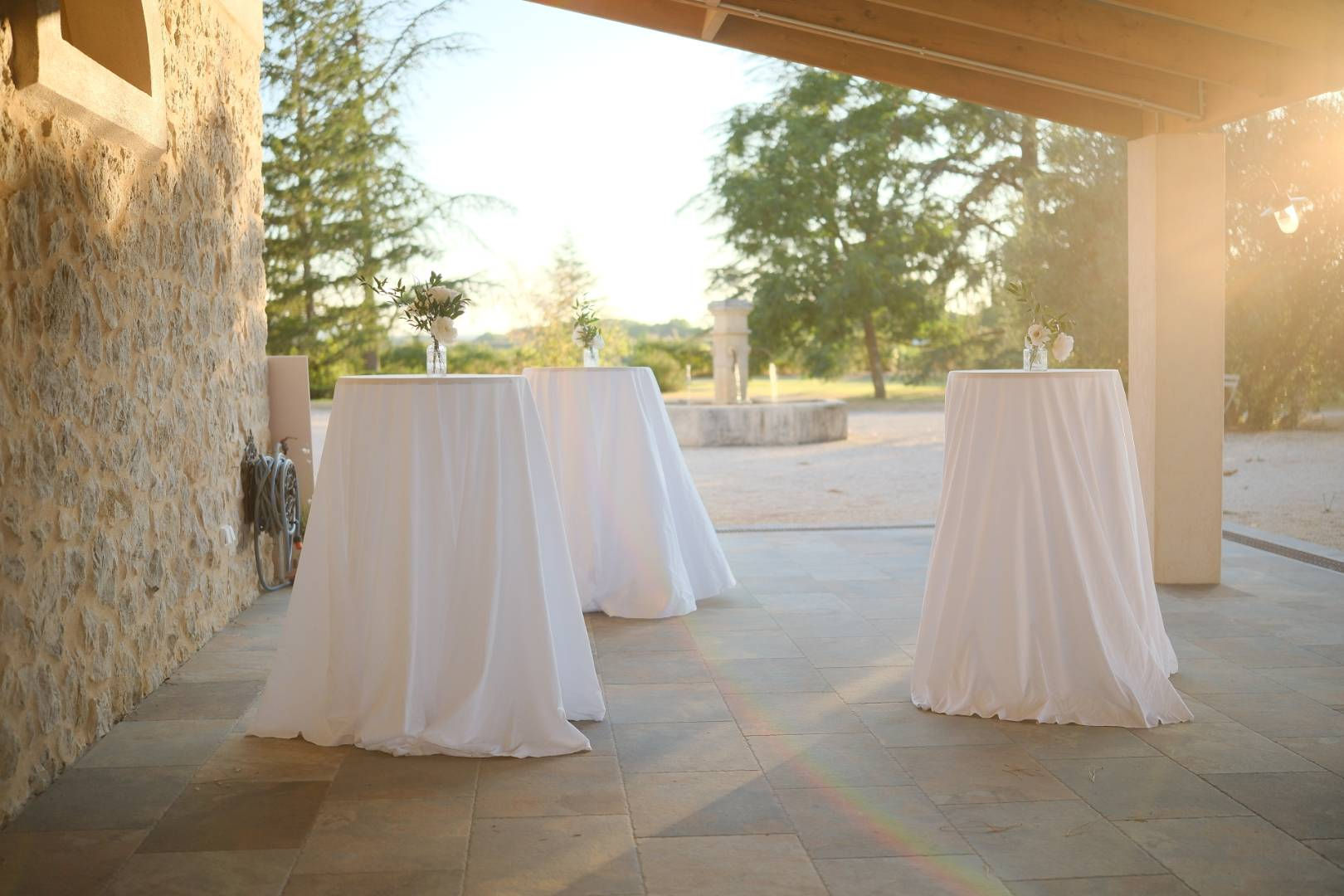 Mange debout pied unique