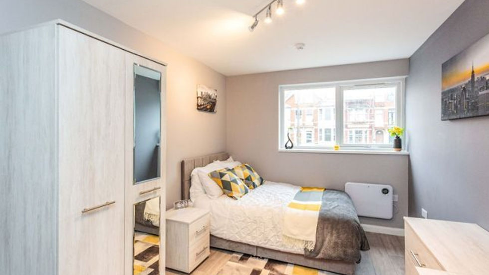 Eagle House (bedroom) by DBR Investment Group