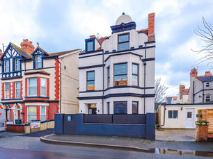 large group accommodation North Wales