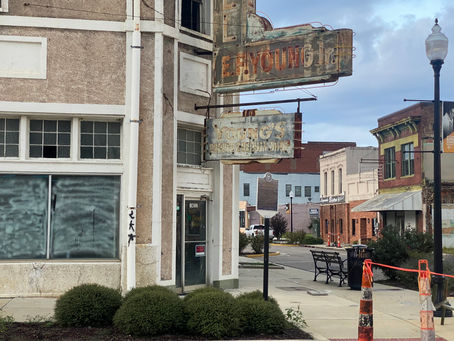 E.F. Young Hotel under Collapse Zone order