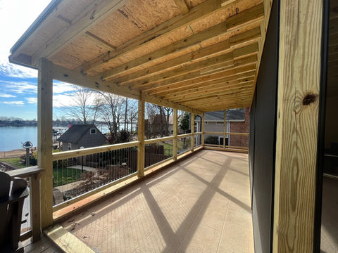 Lake Norman Deck and Patio specializes in custom screened in porches.