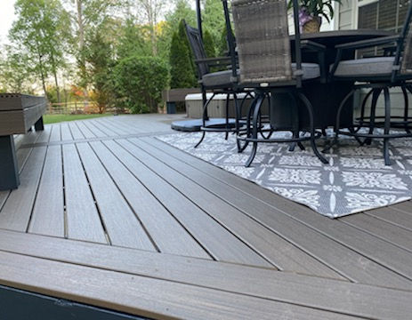 Lake Norman Deck and Patio specializes in new or refurbished composite and wood decks.