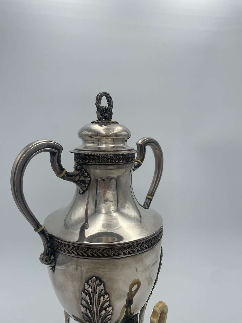 Miniature : Fontaine à eau chaude en argent Style Empire Début du XXe Siècle