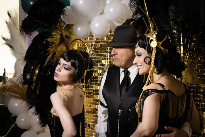 Magnum Opus Productions Hudson Valley Event Entertainment. Feather Flapper girls, Art Deco, speakeasy showgirls. Martina Markota.