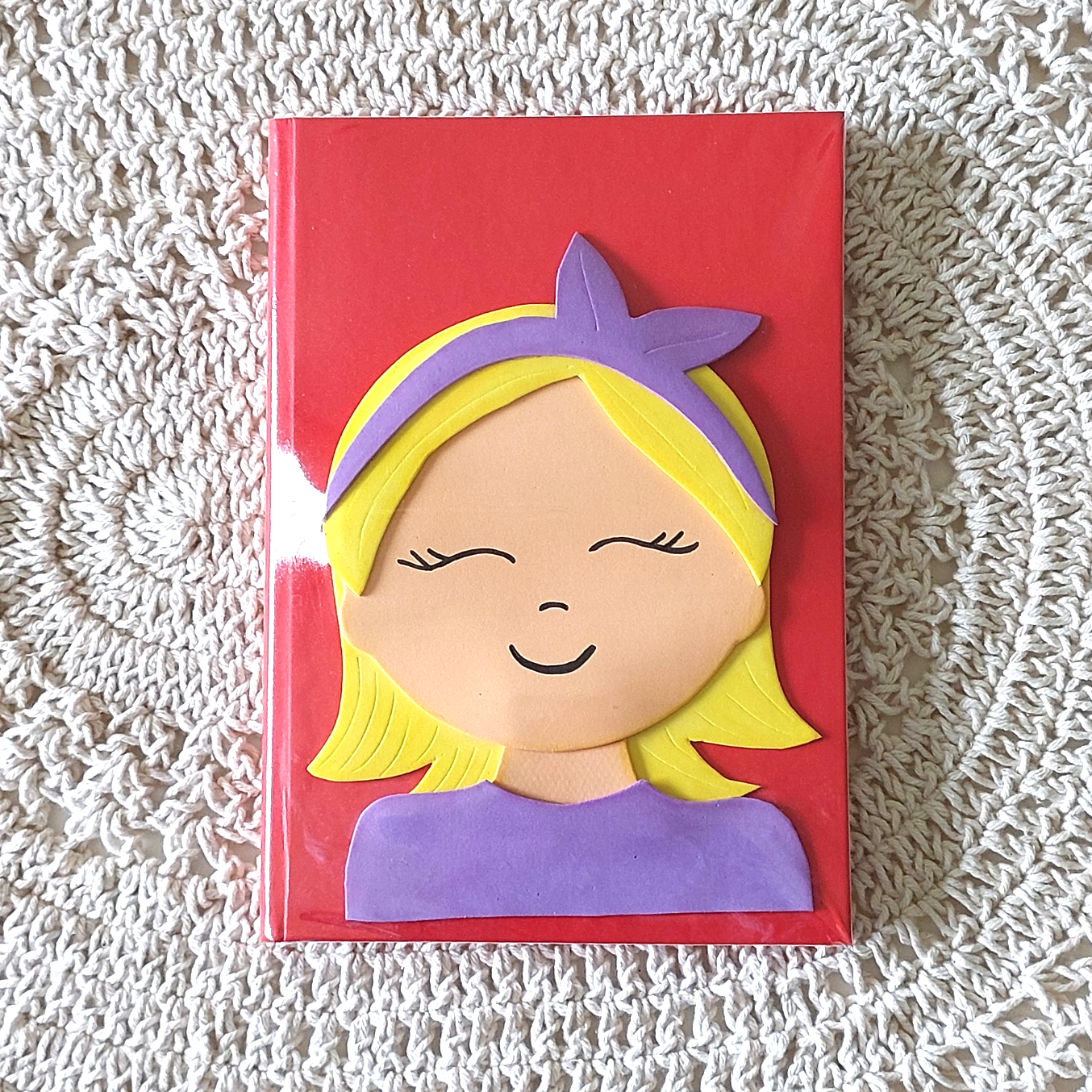 Caderno Brochura A5 - Fofurinhas - Loirinha