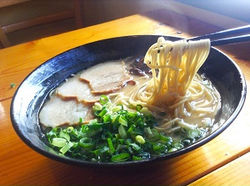 とんこつラーメン