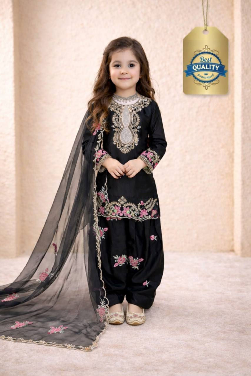Thumbnail: Designer Girls Salwar Suit Set Kids Wedding Festive Ethnic Wear