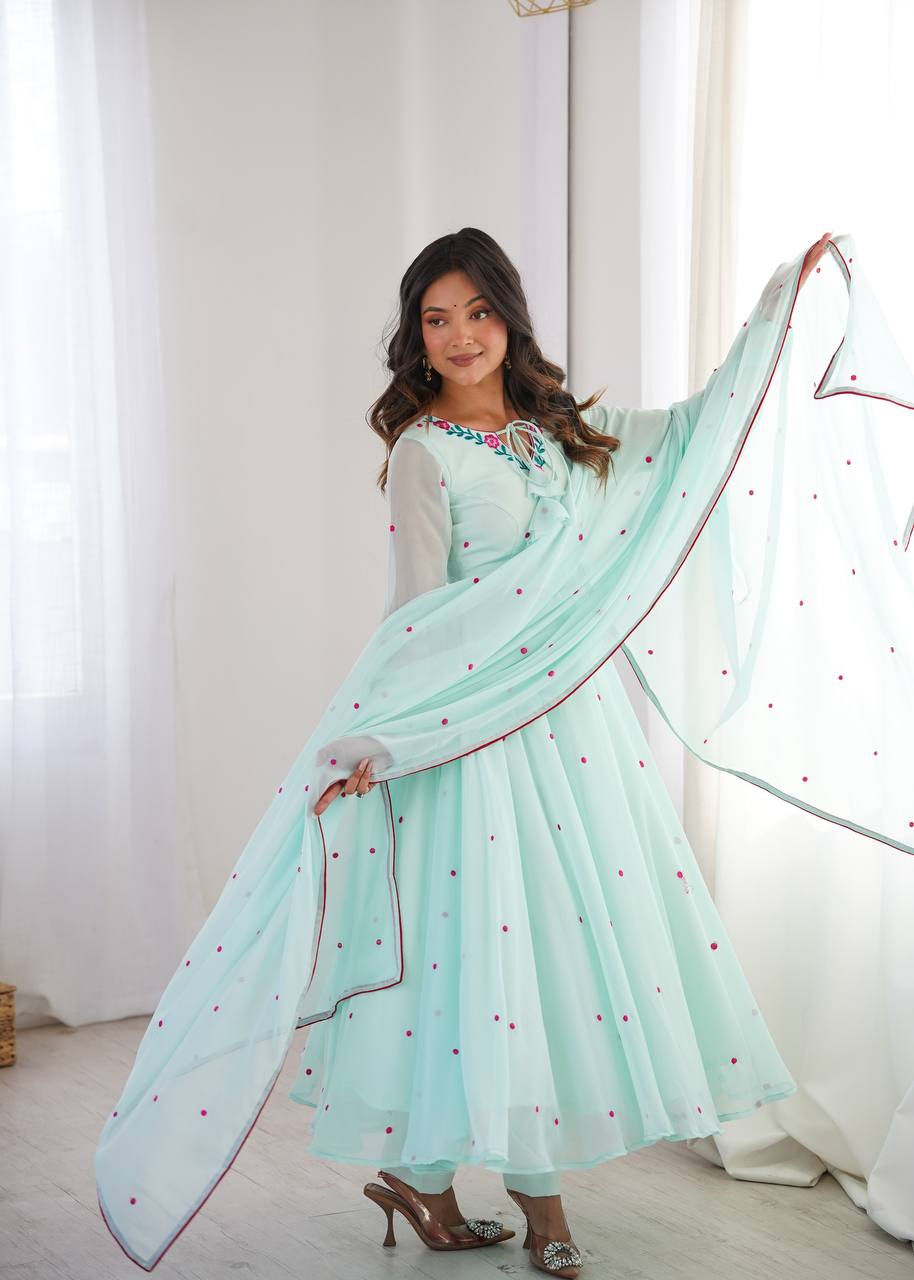 Thumbnail: Designer 7.1 Meter Flare Wedding, Festive & Party Wear