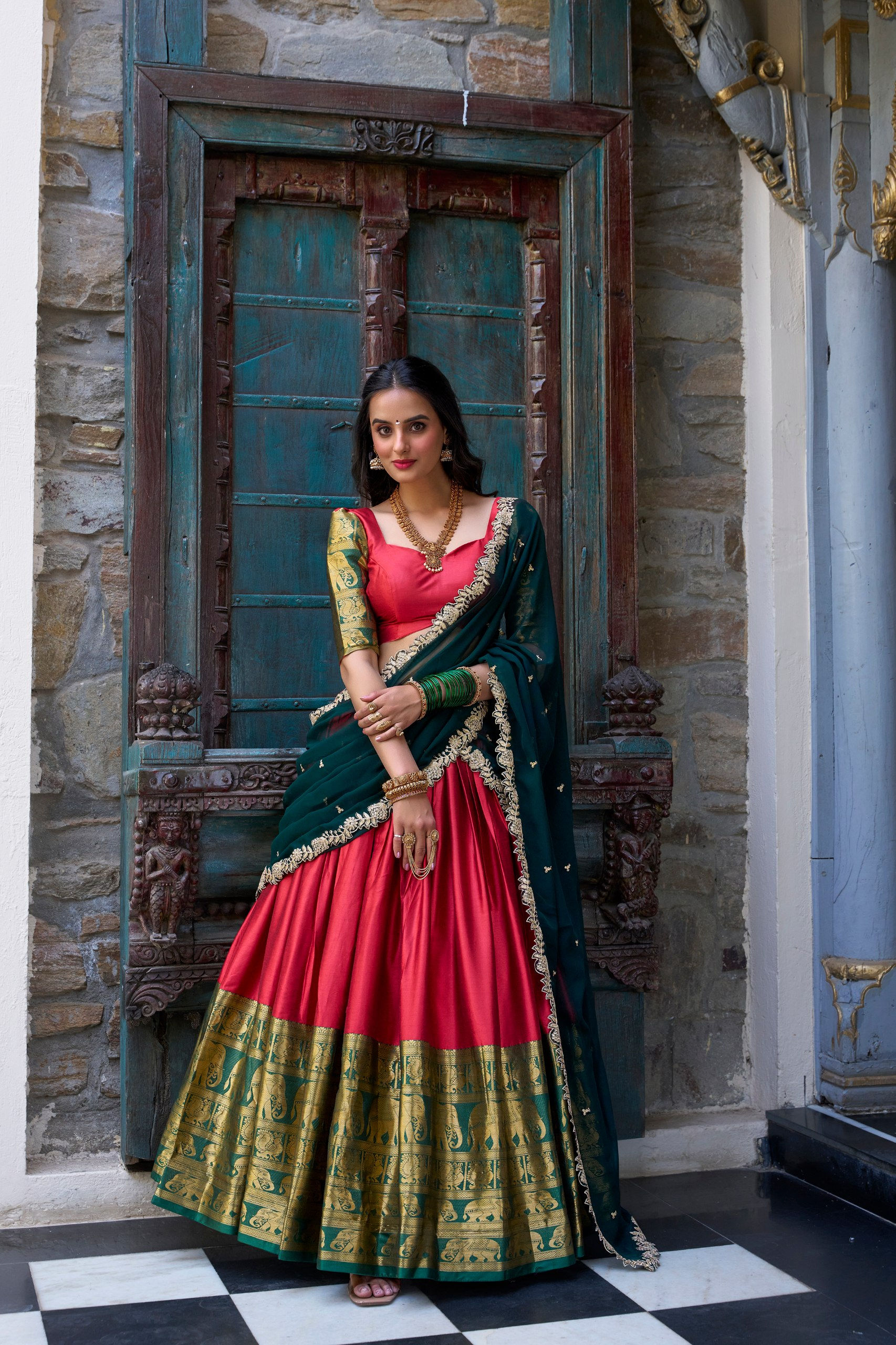 Narayan Pattu Zari Weaving Lehenga Choli Set with Georgette Dupatta for Wedding