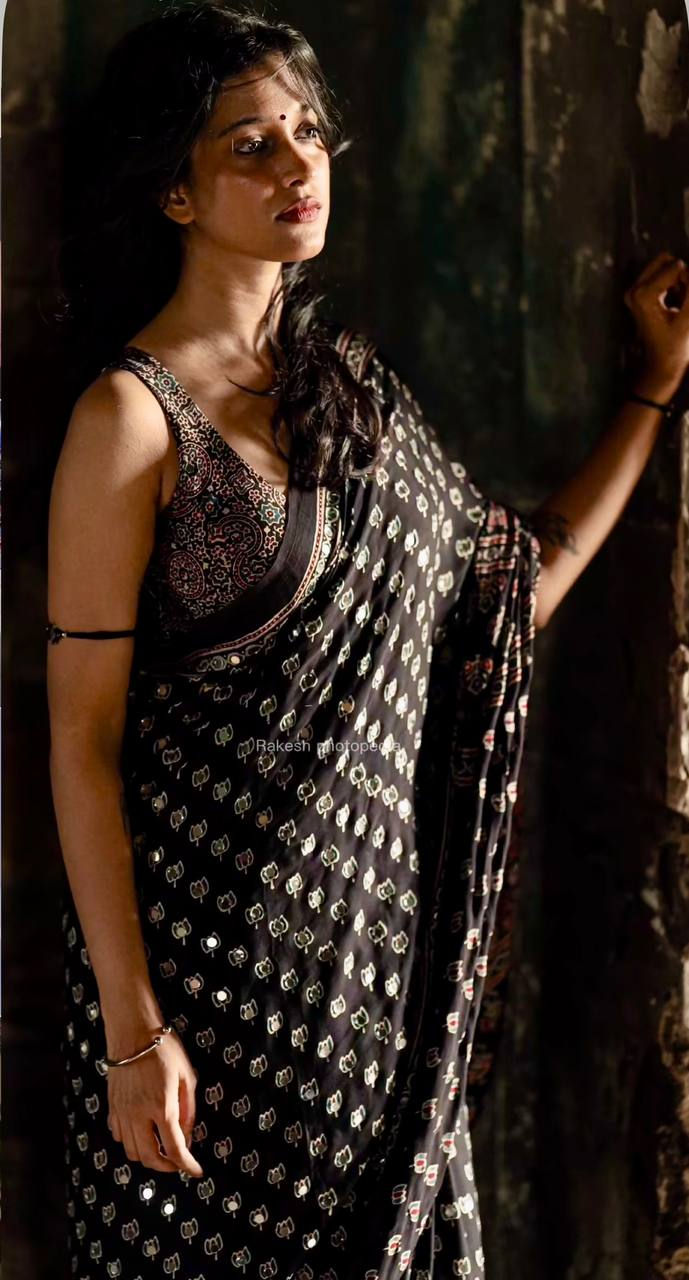 Thumbnail: Women Semi Modal Silk Saree with Real Mirror Work and Viscose Latkan Border