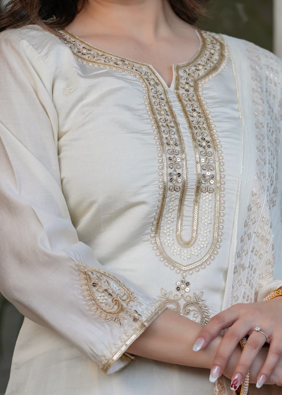 Thumbnail: Viscose Chanderi Kurti Pant Set Zari Dori Sequins Jacquard Dupatta Festive Wear