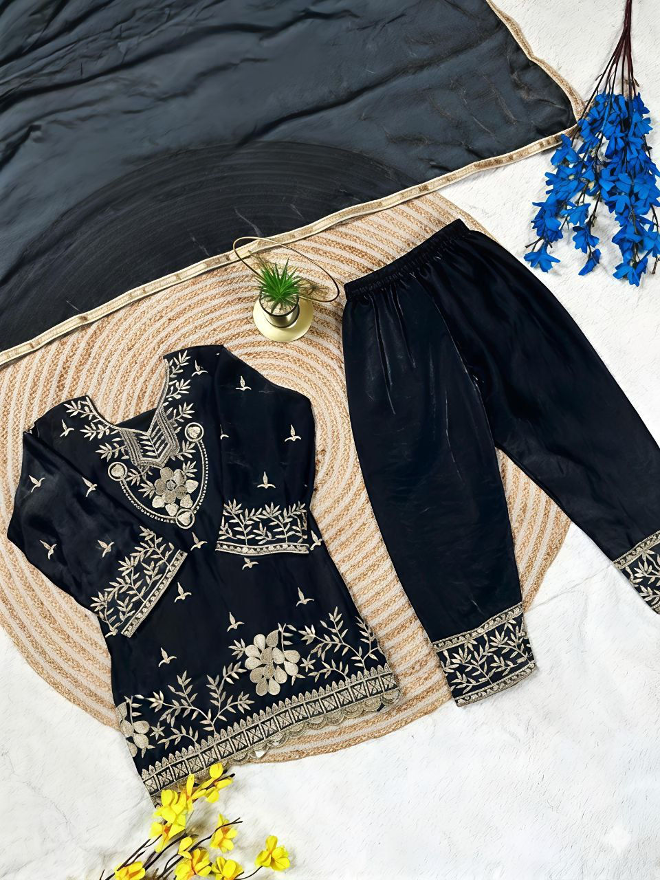 Thumbnail: Kids Ethnic Palazzo Dress Girls Festival Party Wear Outfit