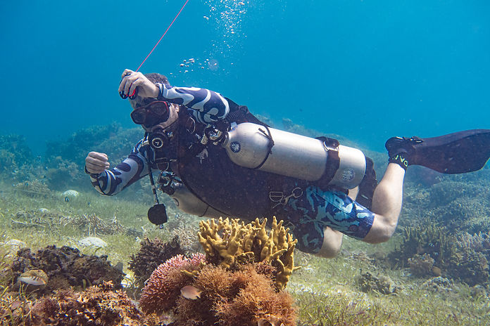 Panglao diving packages - sidemount