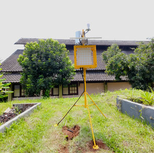 Instalasi Perangkat Automatic Weather Station di Cianjur, Jawa Barat
