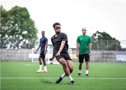 1 to 1 football coaching near me