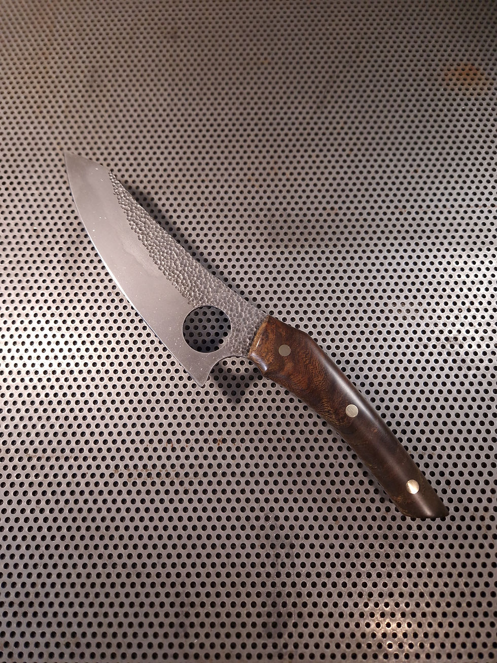 Miniature : Couteau de chef Ormeau. Acier carbone X100. Coutellerie française. Créateur. Kali Blade Work
