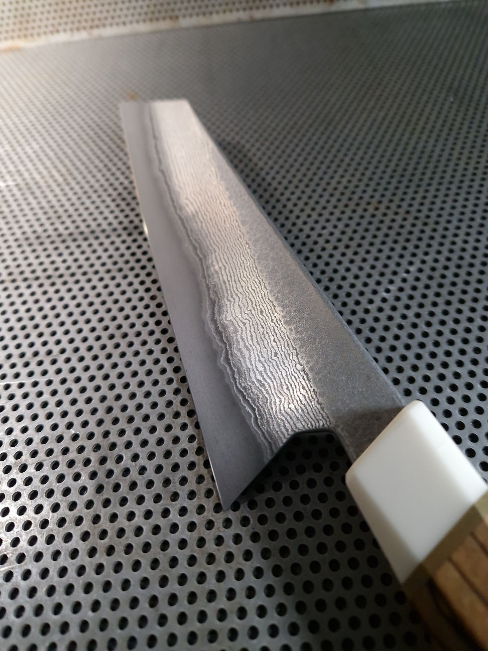 Thumbnail: Couteau de chef Japonais suminigashi. Fabrication française. Couteau de cuisine France. ©KaliBladeWork