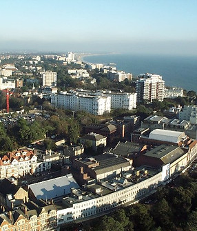 Bournemouth,_Town_Centre_and_East_Cliff_-_geograph.org.uk_-_36732.jpg